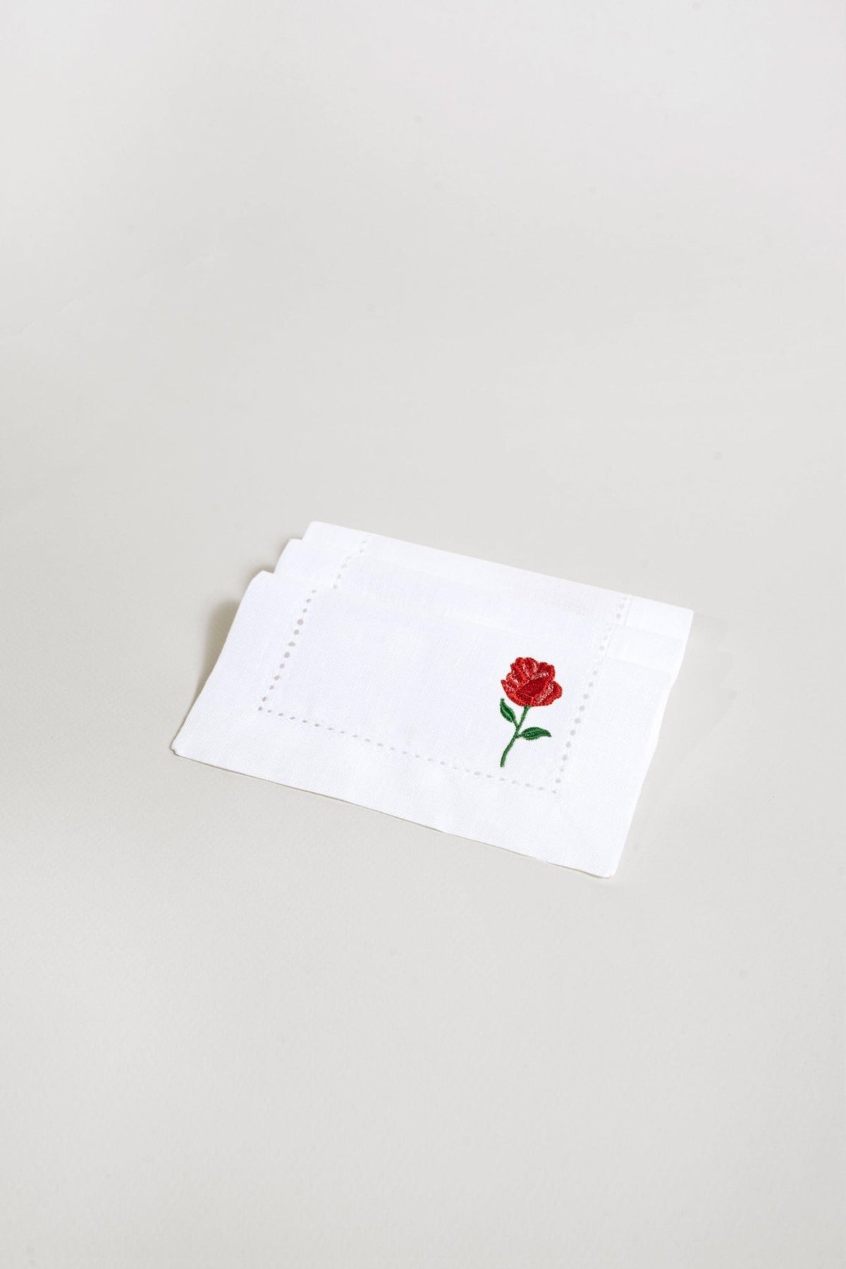OCTAEVO’s Cocktail Napkin Rose (Set of 2) offers an eco-friendly, elegant alternative to standard cocktail napkins.