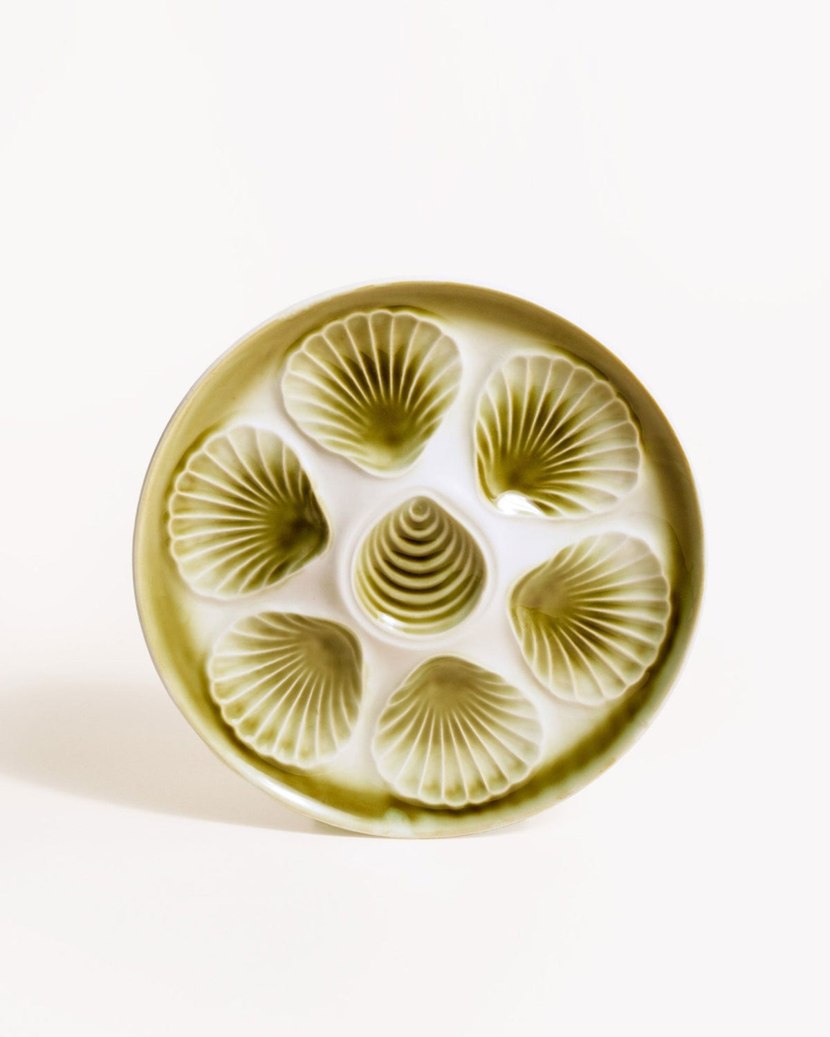 OCTAEVO Oyster Plates (Set of 2): vintage-inspired, hand-painted with six shell-shaped indentations for serving oysters.